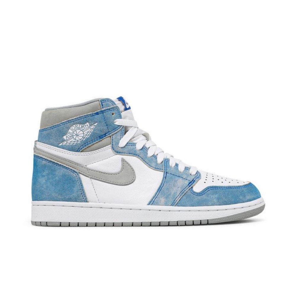 COPY - hyper royal jordan 1s